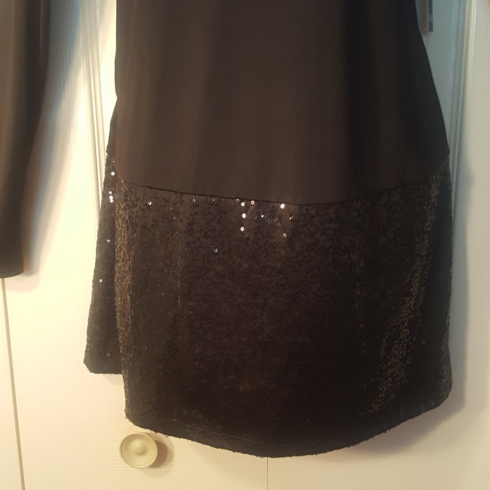 NEW. BLACK DRESS. - Picture 3 of 7